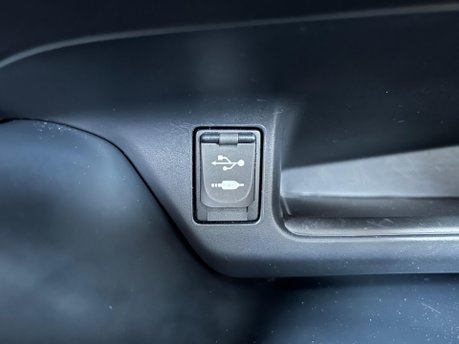 Toyota C-HR 1.2 VVT-i Icon CVT Euro 6 (s/s) 5dr 12