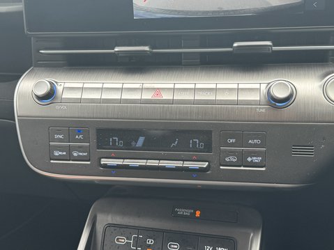 Hyundai KONA (Sold) 65.4kWh Advance SUV 5dr Electric Auto (218 ps) 26