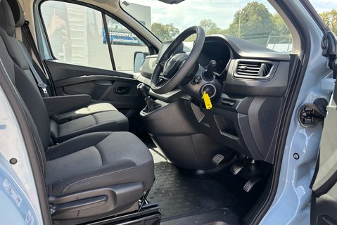 Renault Trafic SL28 Business Plus 130 ps dCi - Twin Side Loading Doors 19