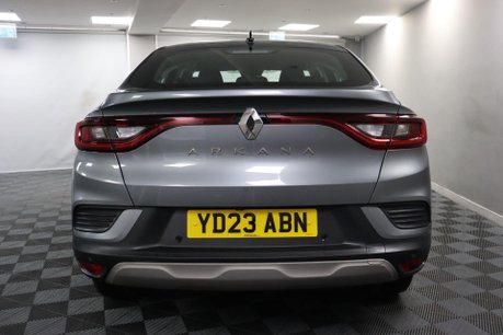 Renault Arkana EVOLUTION TCE MHEV 8