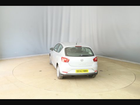 SEAT Ibiza SE 4