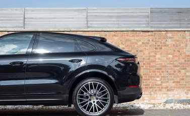 Porsche Cayenne Coupé 28