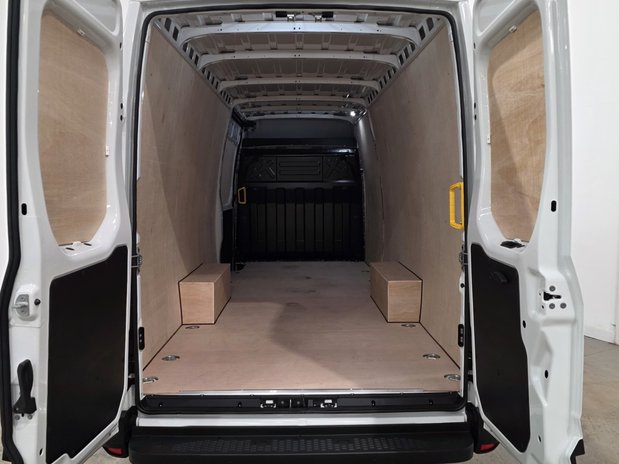 Iveco Daily 2.3 35S14A8 High Roof Comfort Van 4100 WB Hi-Matic 7