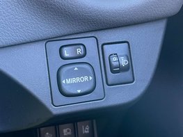 Toyota Yaris 1.5 Yaris Icon Tech VVT-i 5dr 49