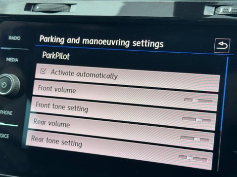 Volkswagen Golf 2.0 TDI GTD Euro 6 (s/s) 5dr 27