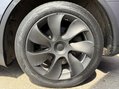 Tesla Model Y (Dual Motor) Long Range SUV 5dr Electric Auto 4WDE (384 bhp) 16