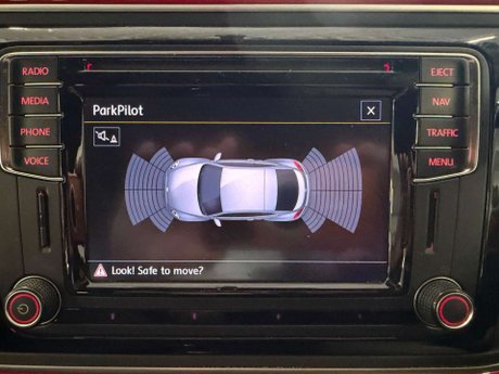 Volkswagen Beetle 2.0 TDI BlueMotion Tech Design Euro 6 (s/s) 3dr 23