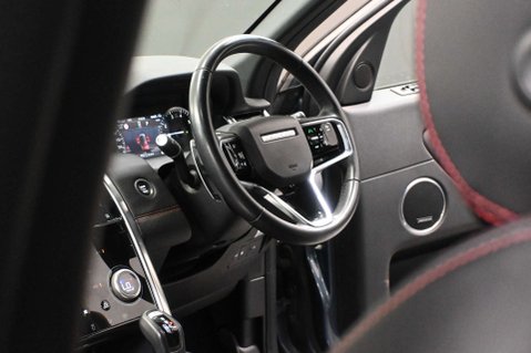 Land Rover Discovery Sport 1.5 Discovery Sport R-Dynamic SE PHEV Auto 4WD 5dr 3