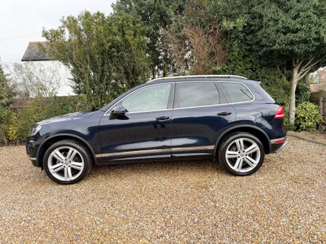 Volkswagen Touareg 3.0 TDI V6 R-Line Plus Tiptronic 4WD Euro 6 (s/s) 5dr 5