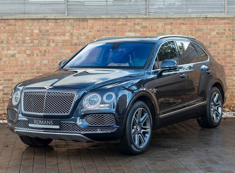 Bentley Bentayga V8 6