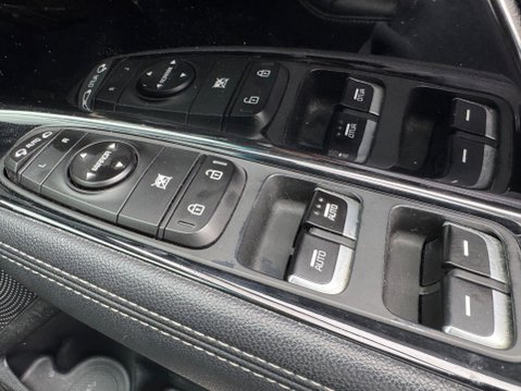 Kia Niro 1.6 GDi 8.9kWh 3 DCT Euro 6 (s/s) 5dr 23