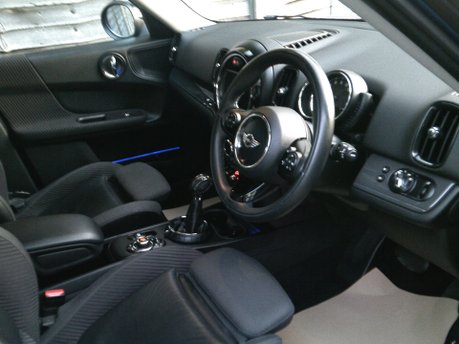 Mini Countryman COOPER ONLY 49,000 MILES FROM NEW 3