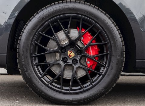 Porsche Macan GTS 10