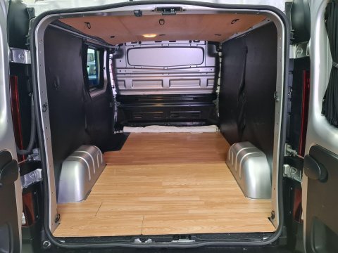 Vauxhall Vivaro Part Camper Conversion 8