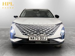 OMODA 5 1.6 TGDI Noble SUV 5dr Petrol DCT Euro 6 (s/s) (147 ps) Alloys - Bluetooth