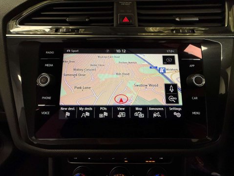 Volkswagen Tiguan 2.0 Tiguan Allspace SEL TDI 4Motion Semi-Auto 4WD 5dr 44