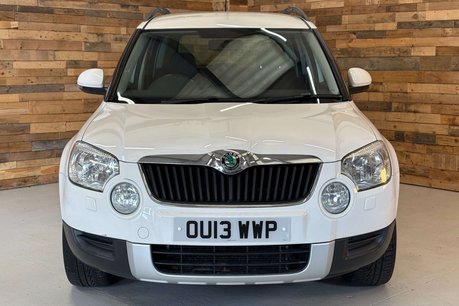 Skoda Yeti 2.0 TDI SE Plus SUV 5dr Diesel Manual 4WD Euro 5 (140 ps) 2