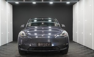 Tesla Model Y LONG RANGE AWD Comfort Suspension Midnight Silver GROK AI One Owner VAT Q 6