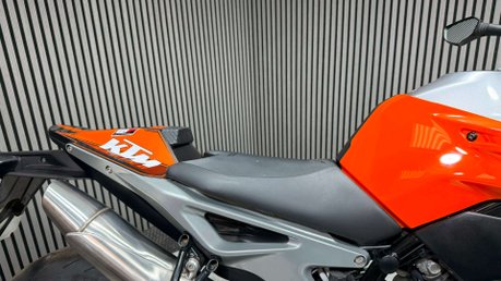 KTM Duke 2018 33K SPARES OR REPAIR PROJECT BIKE 790CC NAKED 7