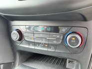 Ford Focus 1.0 TITANIUM [SAT NAV] 19