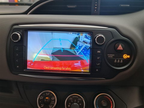 Toyota Yaris 1.33 Dual VVT-i Sport Euro 5 5dr Euro 5 28