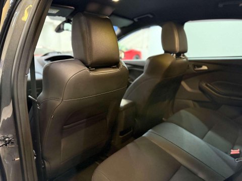 Ford Focus 2.3T EcoBoost RS Hatchback 5dr Petrol Manual AWD Euro 6 (s/s) (350 ps) 43