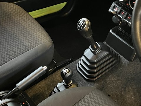 Suzuki Jimny 1.5 SZ5 ALLGRIP 3dr 27