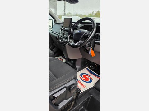 Ford Transit Custom LIMITED 300 L1 H1 2.0 TDCI 130ps EU6 SWB 6