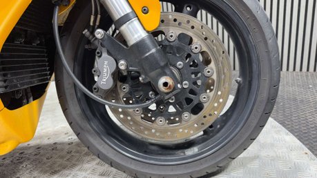 Triumph Daytona 1997 ONLY 27K RUNNING PROJECT BIKE SPARES OR REPAIR 16