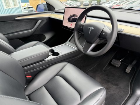 Tesla Model Y (Dual Motor) Long Range SUV 5dr Electric Auto 4WDE (384 bhp) 3