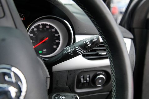 Vauxhall Astra SRI NAV 17