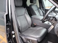 Land Rover Discovery R-DYNAMIC HSE MHEV 7 seater genuine Land Rover seats  13