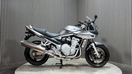 Suzuki Bandit GSF 650 2009 ONLY 13K NEW MOT JUST SERVICED A2 650CC 1
