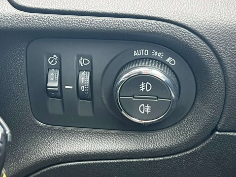 Vauxhall Grandland X 1.6 Grandland X Sport Nav TD S/S 5dr *NATIONAL DELIVERY* 35