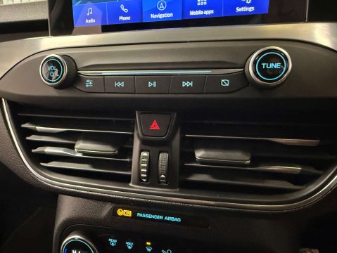 Ford Focus 1.5 Focus Titanium TDCI 5dr 26