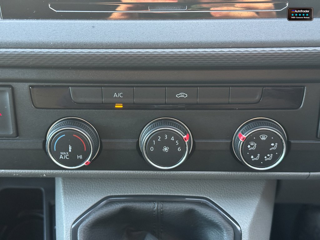 2022 Volkswagen TransporterSWB L1H1 Low Roof Highline T28 Air Con Alloys Sensors EURO 6 — thumbnail 34 of 51