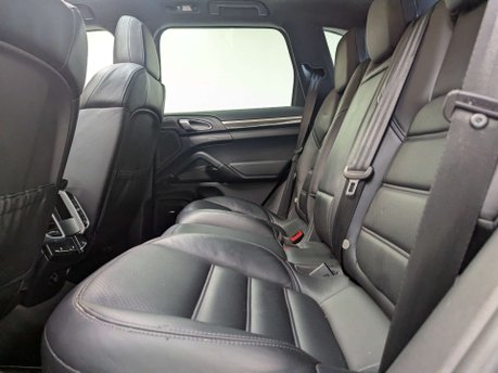 Porsche Cayenne 4.8 Cayenne V8 T Tiptronic S 4WD 5dr 41