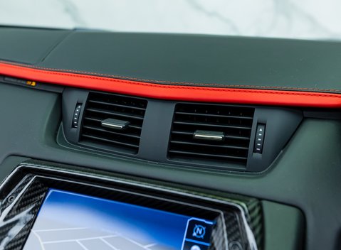 Lamborghini Aventador S LP 740-4 ROADSTER 23