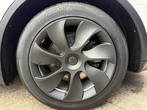 Tesla Model Y SUV 5dr Electric Auto RWD (346 ps) 16
