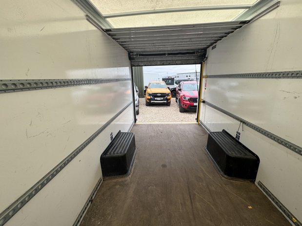 Ford Transit Luton LWB L3 Trend 350 Low Loader EURO 6 SELECT 11