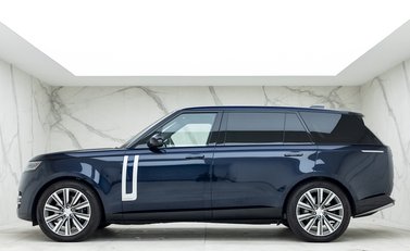 Land Rover Range Rover P530 Autobiography LWB 7 Seater 2