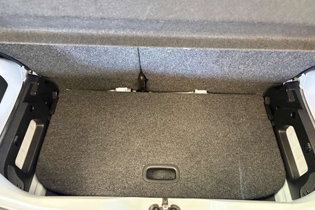 Volkswagen Up 1.0 High up! Hatchback 5dr Petrol ASG Euro 6 (75 ps) 39
