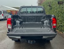Toyota Hilux Active [SOLD MT] 2.4 LT | AC | Tow Bar | Double Cab 8