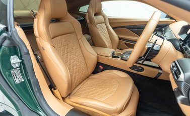 Aston Martin Vanquish V12 14