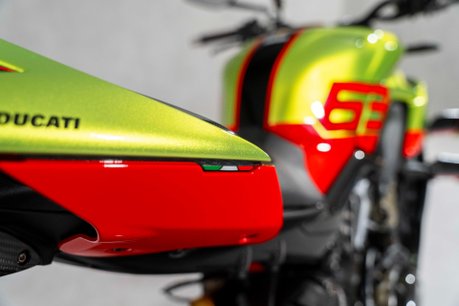 Ducati Streetfighter V4 LAMBORGHINI. NOW SOLD. SIMILAR REQUIRED. PLEASE CALL 01903 254800. 38