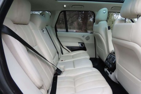 Land Rover Range Rover 3.0 TD V6 Vogue Auto 4WD Euro 5 (s/s) 5dr 10
