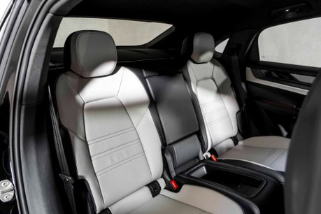 Porsche Cayenne GTS. WARRANTY. HUD. PANORAMIC ROOF. COMFORT ACCESS. BOSE. S/CHRONO. 23