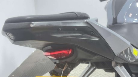 Yamaha MT-125 MT 125 2016 16K GPR EXHAUST NEW MOT SERVICED 125CC NAKED 9