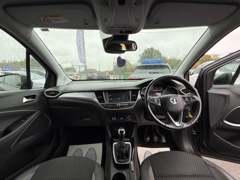 Vauxhall Crossland X 1.2 Elite Euro 6 (s/s) 5dr 24