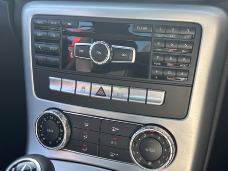 Mercedes-Benz SLK 2.1 SLK250 CDI AMG Sport Convertible 2dr Diesel G-Tronic+ Euro 5 (204ps) 26